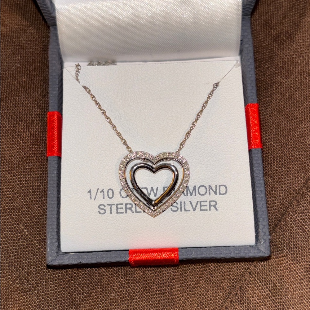 ❣️ JCPenny Heart Pendant Necklace ~ Sterling Silver - Picture 5 of 6